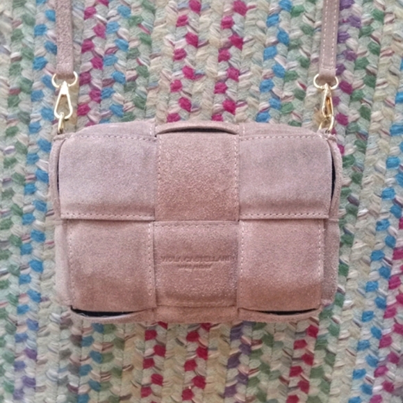 Gorgeous Italian Leather Beige Woven Crossbody Bag Excellent Condition - Picture 7 of 11